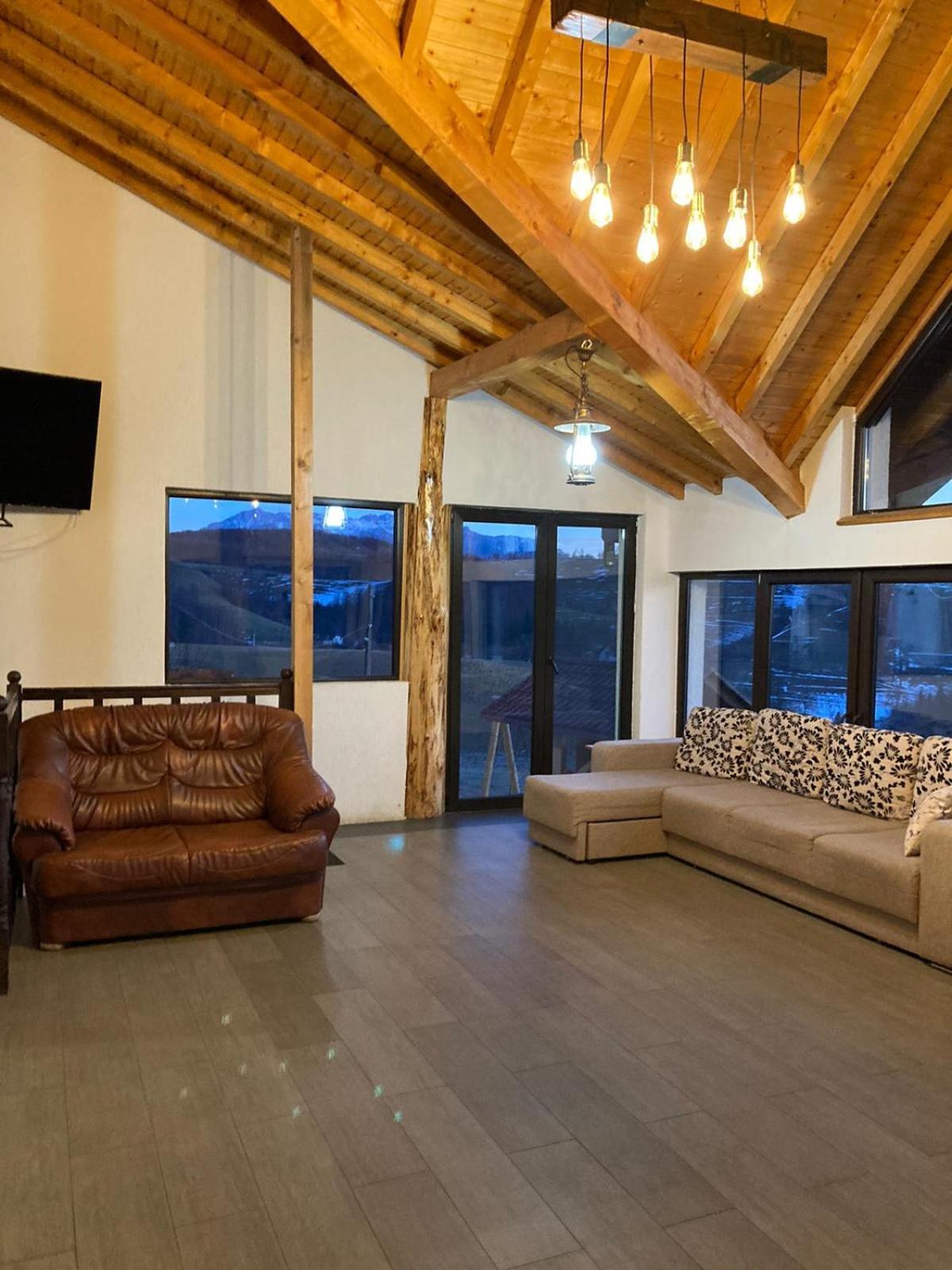 Casa Din Livada, Poiana Marului, Brasov Villa Eksteriør billede
