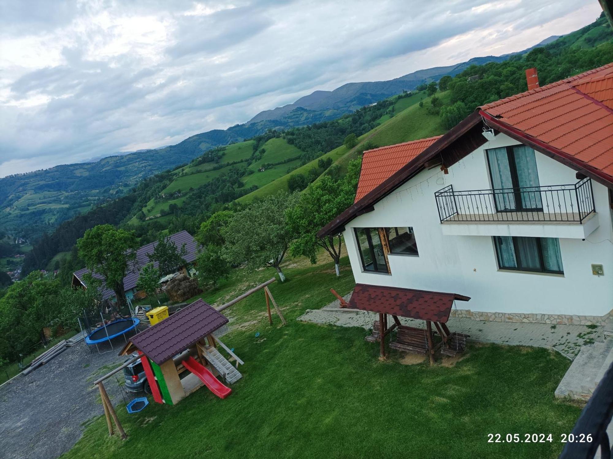 Casa Din Livada, Poiana Marului, Brasov Villa Eksteriør billede